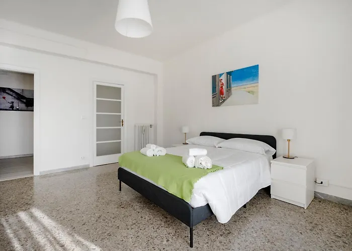 Guesthost - Dimora Buonvino * Bari